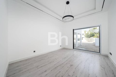 Снять в аренду виллу в Дубае: 6 спален, 736м², № 22188 - фото 10