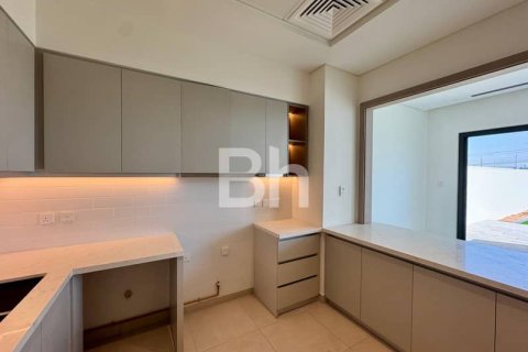 Снять в аренду таунхаус в Al Furjan, Дубай: 3 спальни, 262м², № 22189 - фото 6
