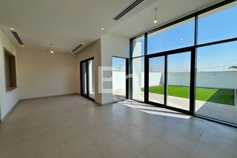 Снять в аренду таунхаус в Al Furjan, Дубай: 3 спальни, 262м², № 22189 - фото 2