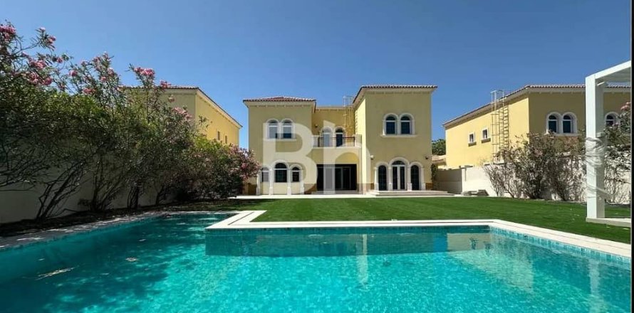 فيلا في Jumeirah Park, دبي 3 غرف نوم, 668 م² رقم 22190