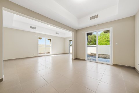 Villa en Dubai Silicon Oasis, Dubai, 4 dormitorios, 288 m², № 134015 - foto 11