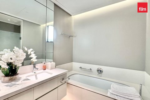 Appartement à Downtown Dubai (Downtown Burj Dubai), Dubai, 3 chambres, 187.1 m², № 124244 - photo 15
