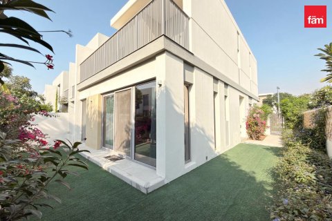 Townhouse in Tilal Al Ghaf, Dubai 4 bedrooms, 197.6 sq.m. № 124242 - photo 2