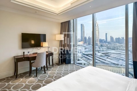 Apartment in Downtown Dubai (Downtown Burj Dubai), Dubai 2 bedrooms, 162.67 sq.m. № 137230 - photo 4
