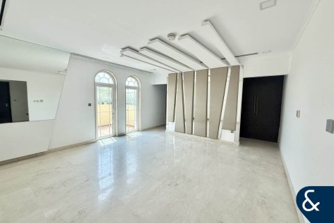 Villa à Legacy, Jumeirah Park, Dubai, 4 chambres, 465 m², № 76527 - photo 18