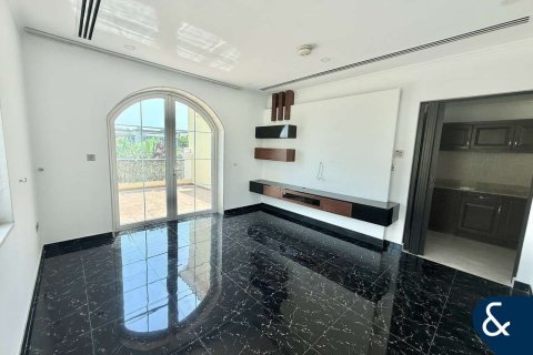 Villa à Legacy, Jumeirah Park, Dubai, 4 chambres, 465 m², № 76527 - photo 17