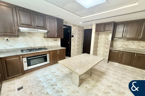 Villa à Legacy, Jumeirah Park, Dubai, 4 chambres, 465 m², № 76527 - photo 11