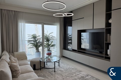 Apartment in EMAAR Beachfront, Dubai Harbour, Dubai 1 bedroom, 75 sq.m. № 76537 - photo 1