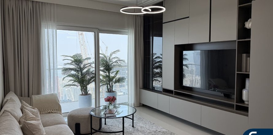 Apartment in EMAAR Beachfront, Dubai Harbour, Dubai 1 bedroom, 75 sq.m. № 76537