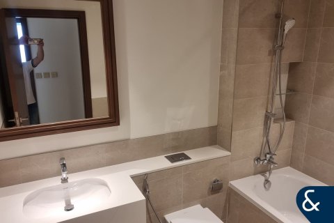 Apartment in EMAAR Beachfront, Dubai Harbour, Dubai 1 bedroom, 68 sq.m. № 76536 - photo 8