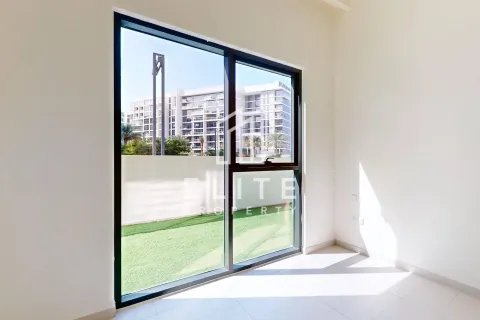 Apartment in Executive Residences, Dubai Hills Estate, Dubai 2 bedrooms, 131 sq.m. № 85719 - photo 9