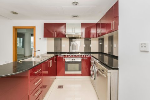 Apartment in Dubai Marina, Dubai 2 bedrooms, 170 sq.m. № 8842 - photo 15