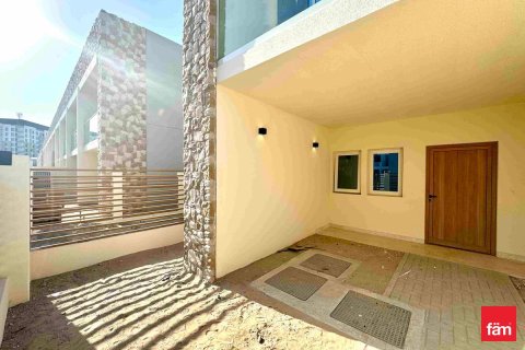 Adosado en Dubai, 2 dormitorios, 136.4 m², № 58107 - foto 6