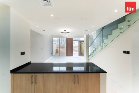 Adosado en Dubai, 2 dormitorios, 136.4 m², № 58107 - foto 11