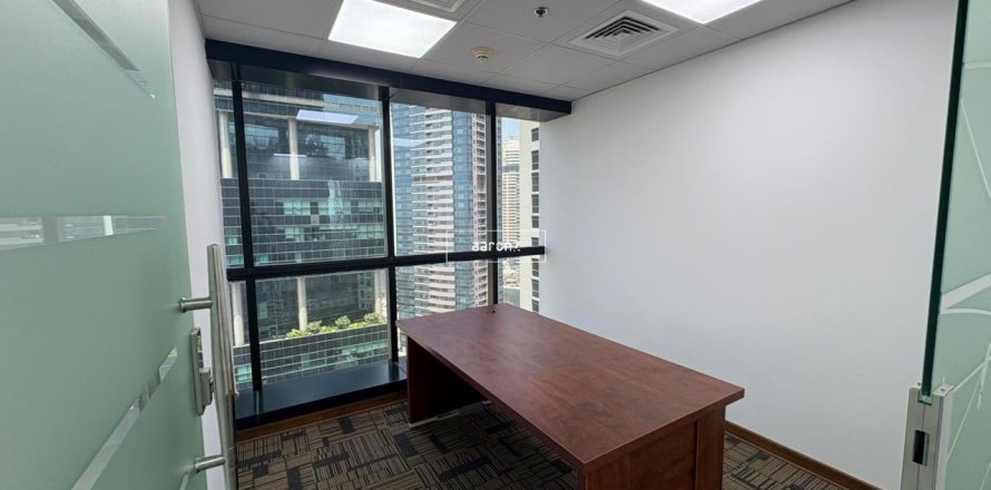 Офис в Джумейра Лейк Тауэрс, Дубай, 95.1м², № 49675