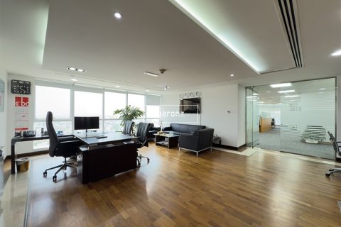 Oficina en Jumeirah Lake Towers, Dubai, 126 m², № 49679 - foto 5