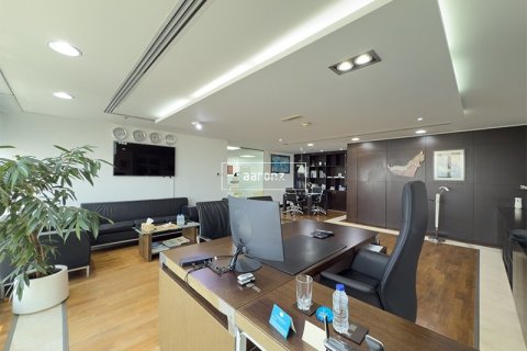 Oficina en Jumeirah Lake Towers, Dubai, 126 m², № 49679 - foto 13