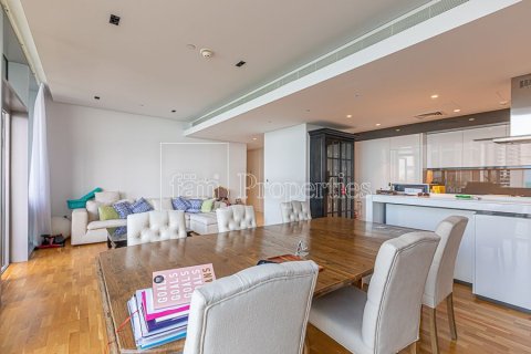 Apartment in Dubai 2 bedrooms, 148.3 sq.m. № 70546 - photo 4