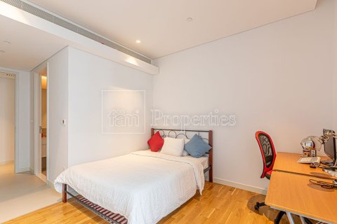 Apartment in Dubai 2 bedrooms, 148.3 sq.m. № 70546 - photo 15