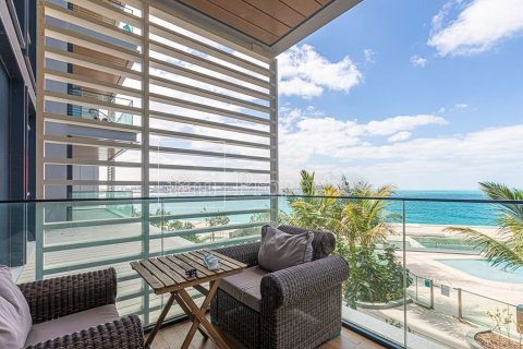 Apartment in Dubai 2 bedrooms, 148.3 sq.m. № 70546 - photo 1