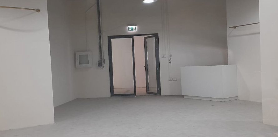 Shop in Business Bay, Dubai 85.4 sq.m. № 71624