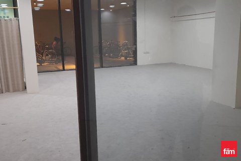 Shop in Business Bay, Dubai 85.4 sq.m. № 71624 - photo 12