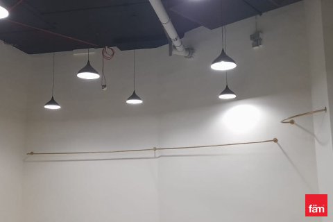 Shop in Business Bay, Dubai 85.4 sq.m. № 71624 - photo 10