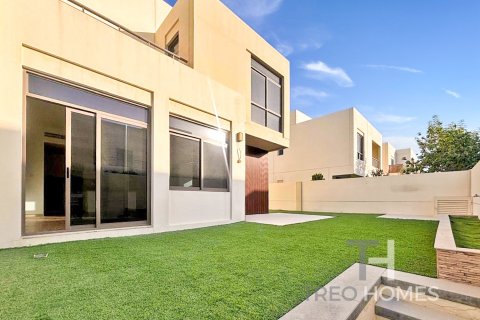 Maison de ville à Noor Townhouses, Town Square, Dubai, 4 chambres, 220 m², № 14117 - photo 1