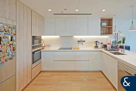 Apartamento en The Links, The Views, Dubai, 3 dormitorios, 161 m², № 76746 - foto 4