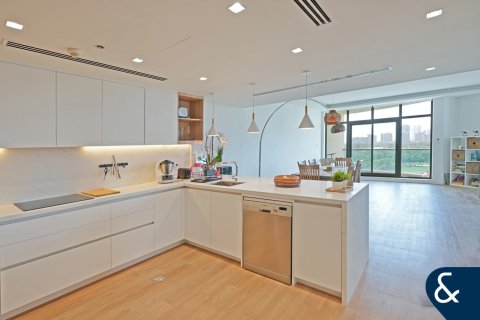 Apartamento en The Links, The Views, Dubai, 3 dormitorios, 161 m², № 76746 - foto 5