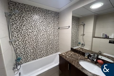 Снять в аренду таунхаус в Meydan, Дубай: 3 спальни, 259м², № 76751 - фото 21