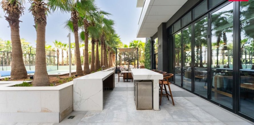Shop in Al Barsha, Dubai 822 sq.m. № 118473