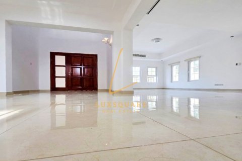 Villa à Dubai Science Park, Dubai, 5 chambres, 792 m², № 100596 - photo 2