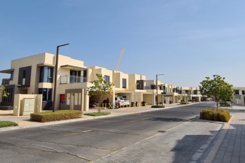 Villa à Dubai Hills Estate, Dubai, 4 chambres, 229 m², № 100589