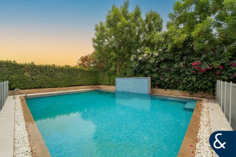 Villa en Green Community West, Green Community, Dubai, 4 dormitorios, 404 m², № 75597 - foto 3