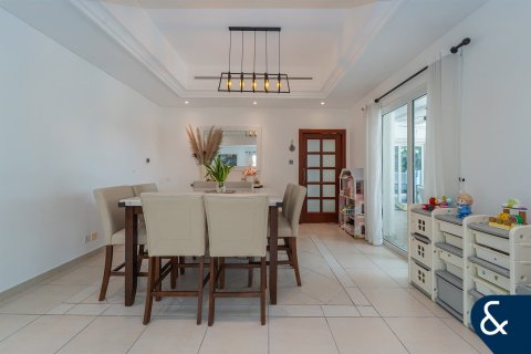 Villa en Green Community West, Green Community, Dubai, 4 dormitorios, 404 m², № 75597 - foto 10