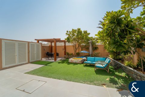 Villa en Victory Heights, Dubai Sports City, Dubai, 4 dormitorios, 311 m², № 75599 - foto 17