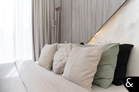 Villa en Jumeirah Islands, Dubai, 4 dormitorios, 466 m², № 75598 - foto 27