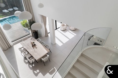 Villa en Jumeirah Islands, Dubai, 4 dormitorios, 466 m², № 75598 - foto 24