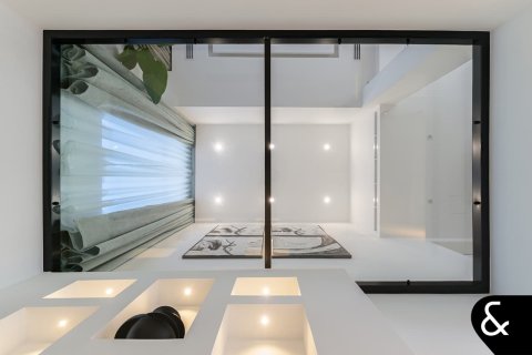 Villa en Jumeirah Islands, Dubai, 4 dormitorios, 466 m², № 75598 - foto 17