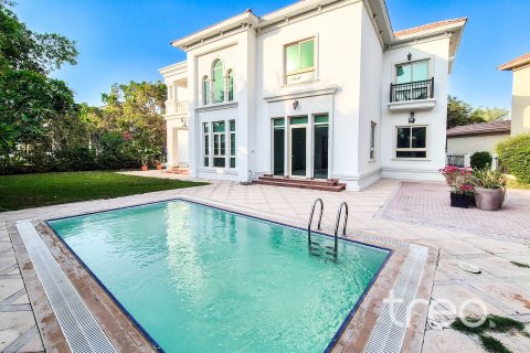 Villa à Jumeirah Islands, Dubai, 4 chambres, 483.1 m², № 119668