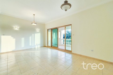 Villa à Jumeirah Islands, Dubai, 4 chambres, 483.1 m², № 119668 - photo 3