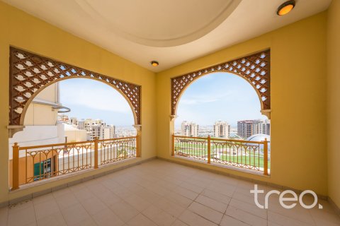 Снять в аренду квартиру в Пальме Джумейре, Дубай: 4 спальни, 952.63м², № 119666 - фото 7