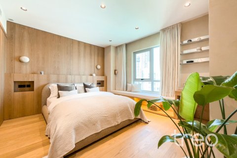 Снять в аренду квартиру в Бурдж-Халифе, Дубай: 2 спальни, 126.81м², № 119672 - фото 10