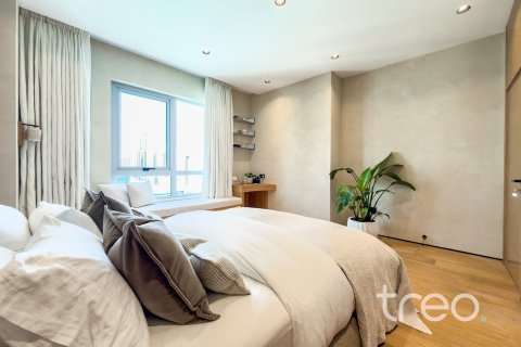 Снять в аренду квартиру в Бурдж-Халифе, Дубай: 2 спальни, 126.81м², № 119672 - фото 11