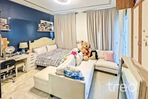 Снять в аренду виллу в Арабиан Ранчес, Дубай: 6 спален, 619.11м², № 119669 - фото 17