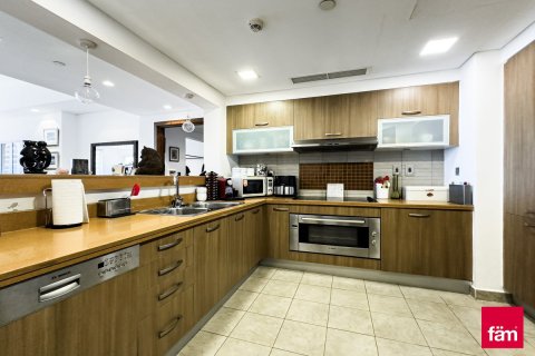 Appartement à Palm Jumeirah, Dubai, 2 chambres, 189.6 m², № 8623 - photo 12