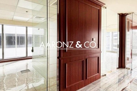 Oficina en Business Bay, Dubai, 122 m², № 96079 - foto 4