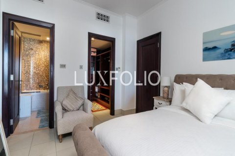 Apartamento en Reehan, Old Town, Dubai, 1 dormitorio, 90 m², № 45302 - foto 9