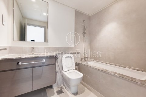 Apartment in Downtown Dubai (Downtown Burj Dubai), Dubai 3 bedrooms, 155 sq.m. № 89106 - photo 12